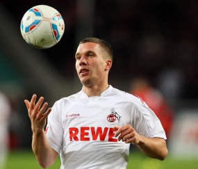 开云体育入口-终场哨响前的传奇，伊布一锤定音，葡萄牙绝境逢生