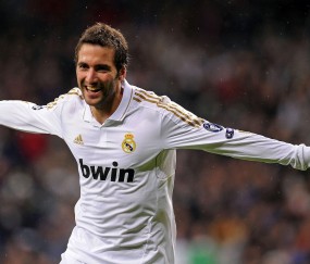 开云体育视频直播-基米希惊艳导演完美胜利，利物浦三球完胜乌克兰劲旅