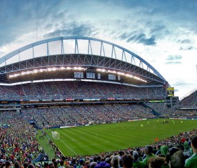 开云在线直播-布伦森独舞夜，个人能力完全绽放，黄蜂主场碾压快船