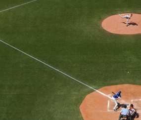 开云体育下载-红牛二队惊天翻盘，勒克莱尔惊艳四座，一场改写F1格局的经典战役