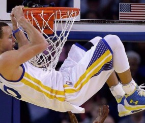 开云官方app入口-街道上的狂飙与绿茵场的硝烟，F1焦点战与乌拉圭击溃葡萄牙的双重奏