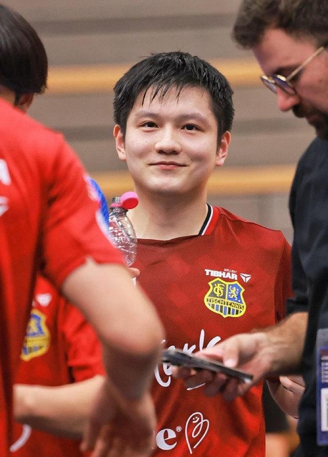 比利时乒乓球队鏖战瑞典乒乓球队,樊振东爆发神勇 比利时乒乓球队鏖战瑞典乒乓球队,樊振东爆发神勇