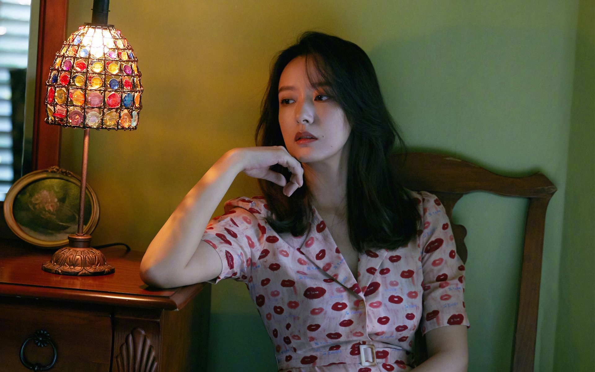 塞维利亚横扫摩纳哥，萨拉赫舞台越大越强，当欧战之夜见证传奇的诞生