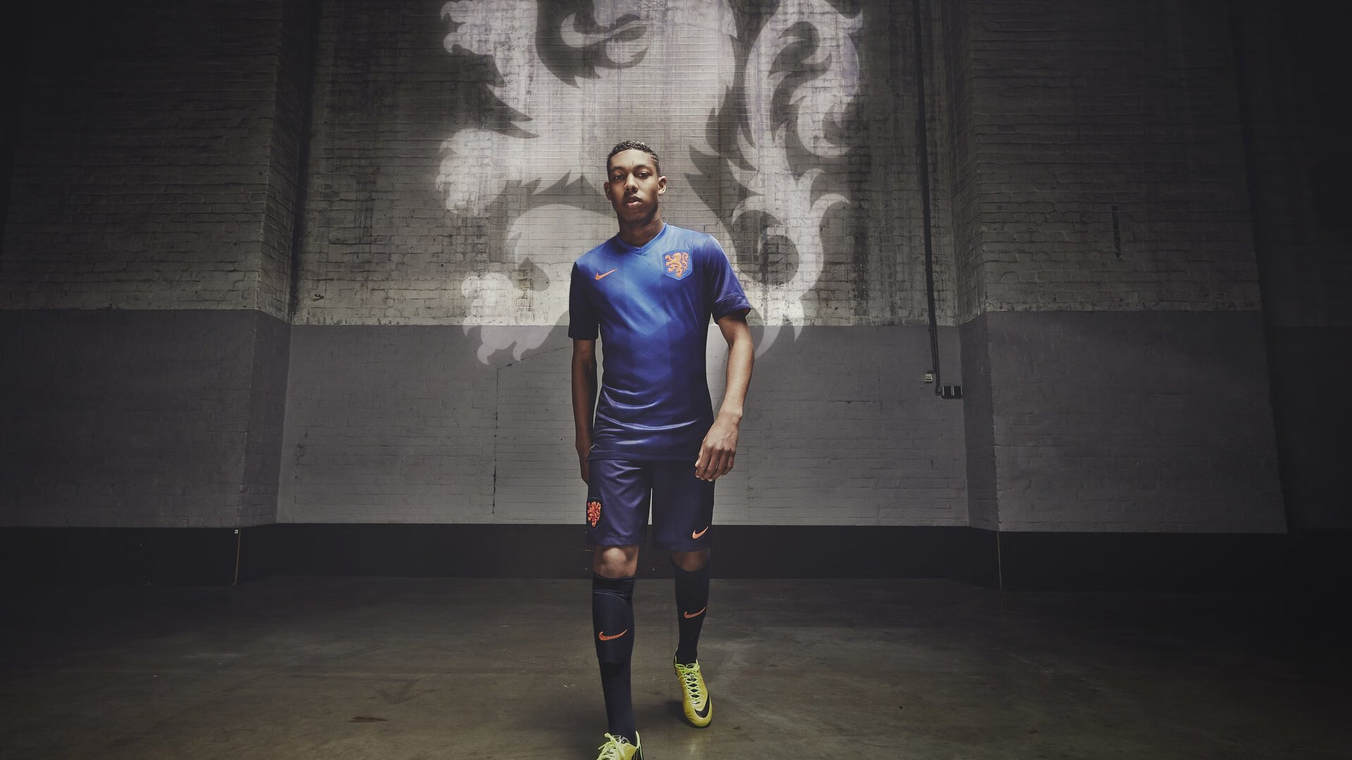 北欧寒夜奇迹,卡瓦哈尔末节神兵天降,芬兰逆袭三狮军团